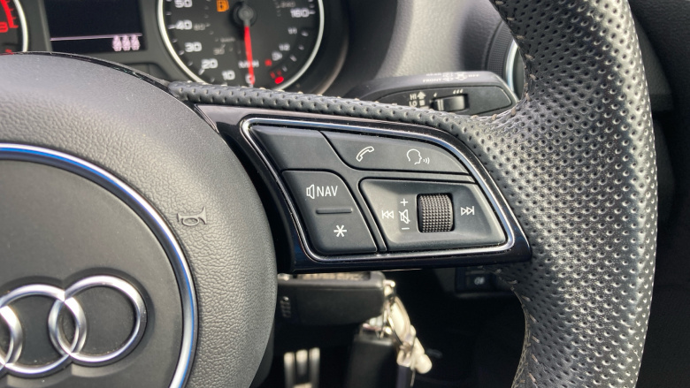 Audi Q2 35 TFSI Black Edition 5dr Petrol Estate